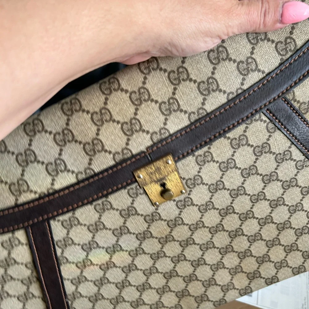 Gucci Beige and Brown Monogramclutch Bag - Picture 2 of 16